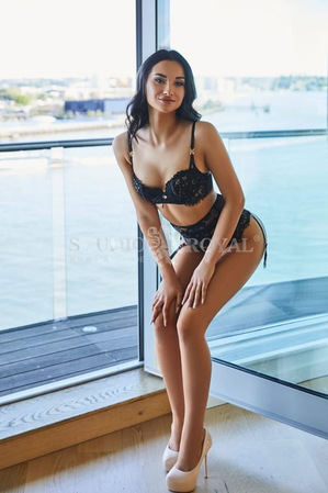 Erika im Studio Royal, Herford