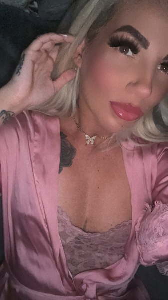 Foto von Heidi deutsch -Partygäste willkommen