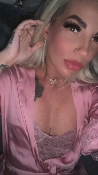 Foto von Heidi deutsch -Partygäste willkommen