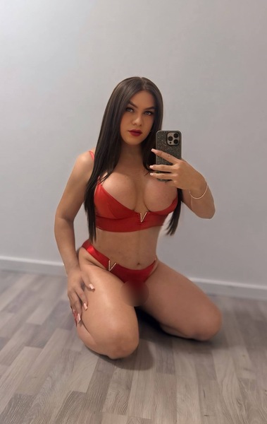 Foto von TS Amaranta Aktiv Dominante Party