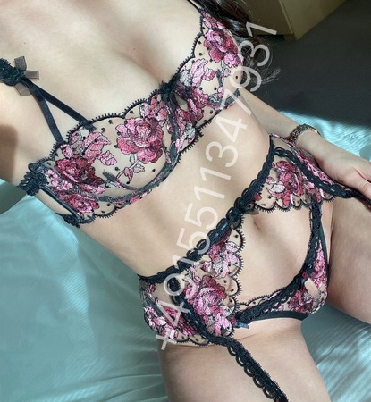 Brunette - only Whatsapp, Düsseldorf