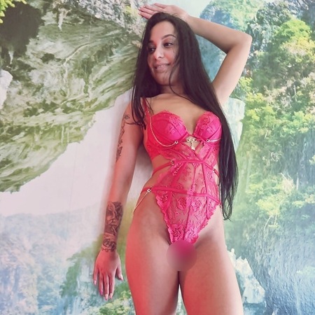 LOLA - Junges Girl 19J, Regensburg