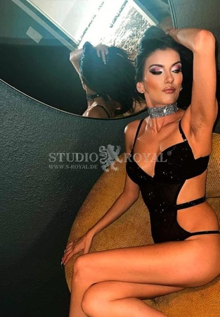 Cindy im Studio Royal, Herford