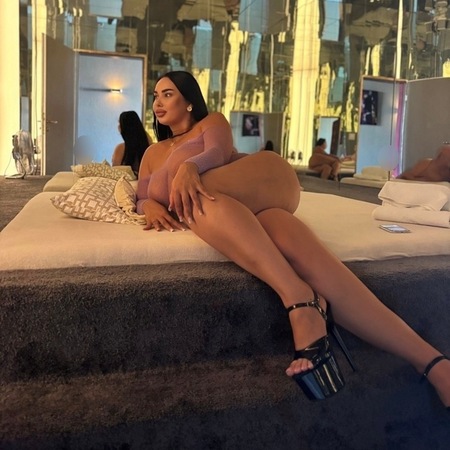 SELENA NEU NEU NEU, Bergheim