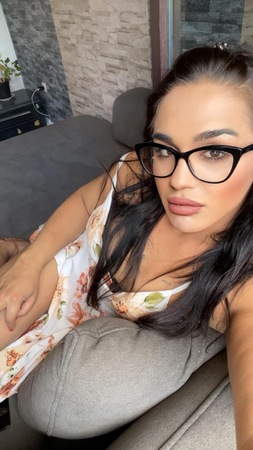 Ts Laysha, Gelsenkirchen