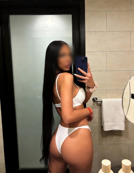 Foto von Deutsch Türkisch Skinny G*irl (18+) Selin - bitte Anruf/SMS