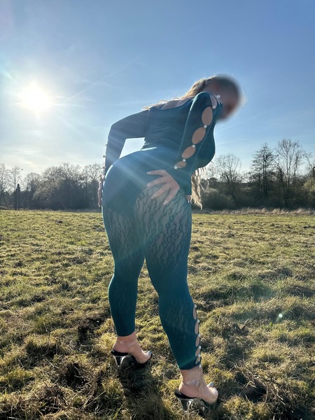 Foto von Kleine Mia 153cm AV * Liebling privat. 18.j