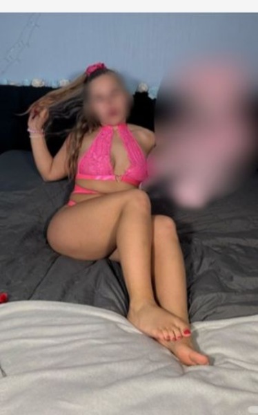 Foto von Kleine Mia 153cm AV * Liebling privat. 18.j