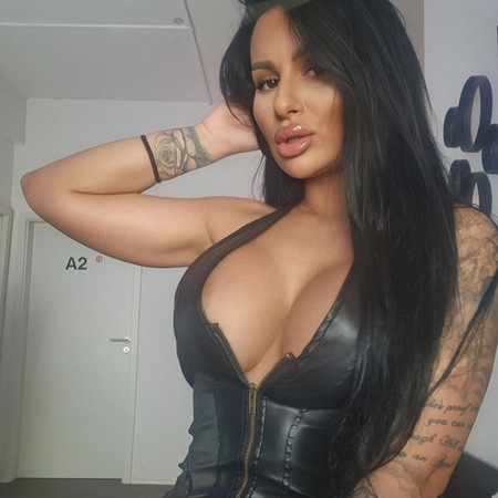 Michelle Bilder sind aktuell und 100 % Original, Bielefeld