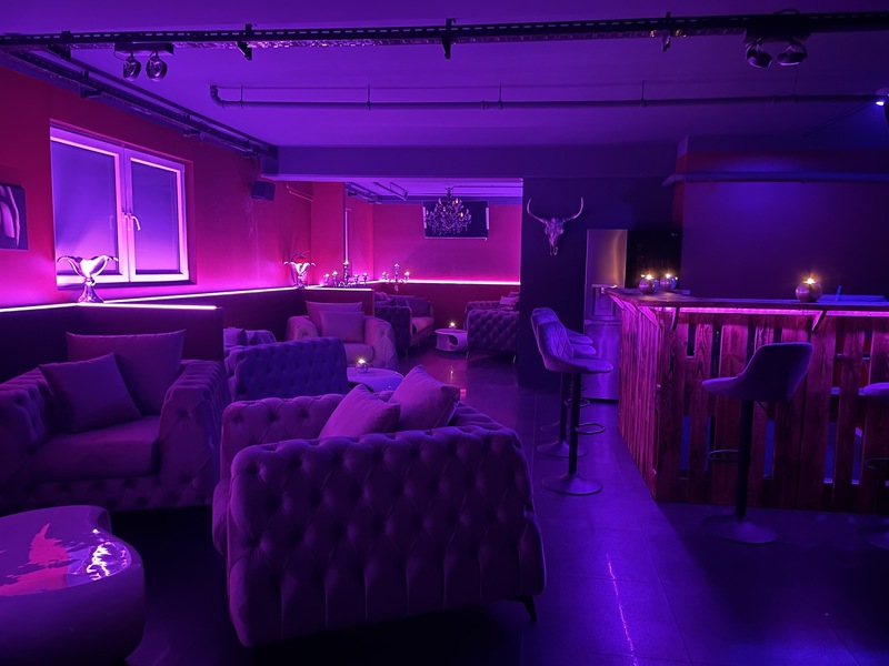 Foto von CLUB REDBOX