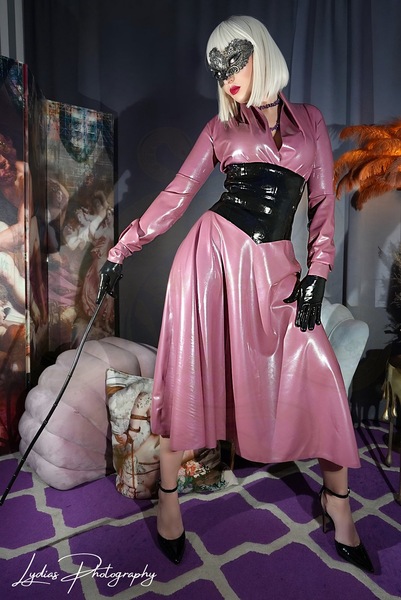 Foto von Domina Jill Latexa - RESIDENZ HEKATE