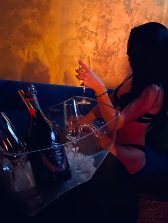 Dea Party G*rl (18 J. + ) 24/7, Saarbrücken