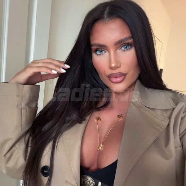 Natasha RUSSIAN WOMAN NEW/ HOTEL ESCORT