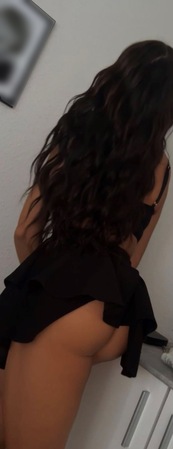 Feminine Ts Barby Amira DELUXXXE, Berlin