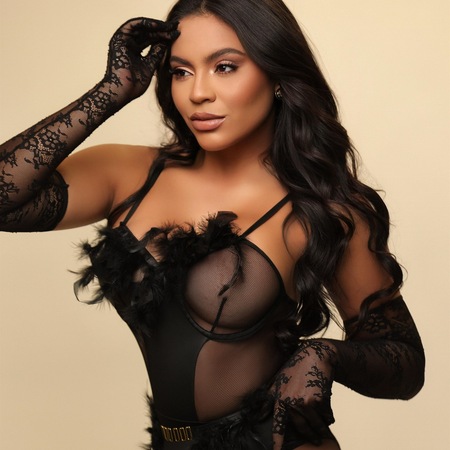 Maya NUR WhatsApp, Gütersloh