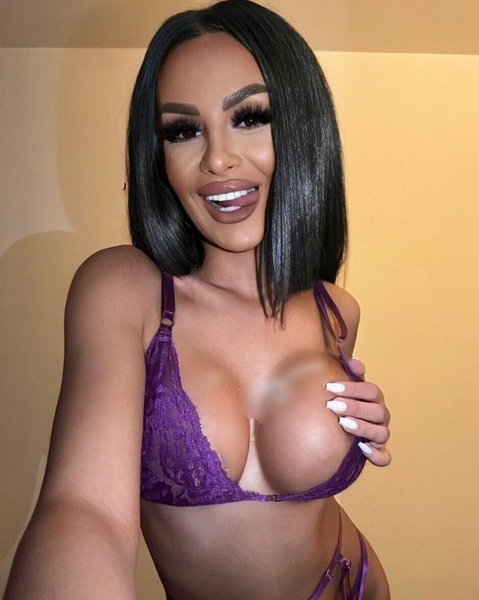 Foto von Céline  Franz Expertin  GANZ NEU 100% Original!!!