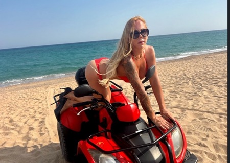 Trans Valentina Dom, Duisburg