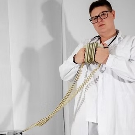 Kran*enschw*ster Manu Magna, Mettmann