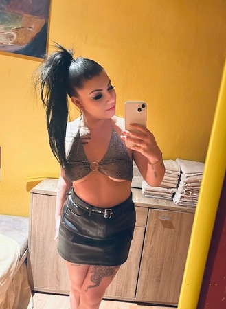 Jennyfer, Neustadt an der Weinstraße