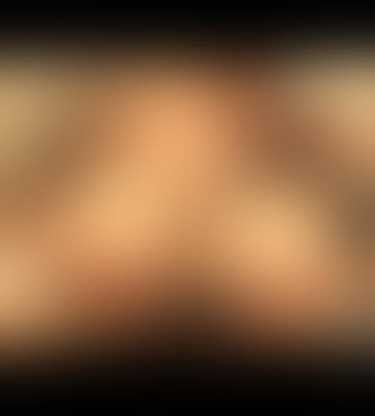 Foto von Hot Emmy mit XXXL Tit*en 100E !!