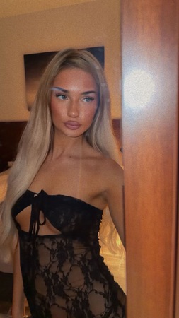 Deutsche Vicky 18+, Düsseldorf