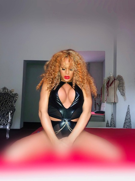 Foto von TS JANETT XL