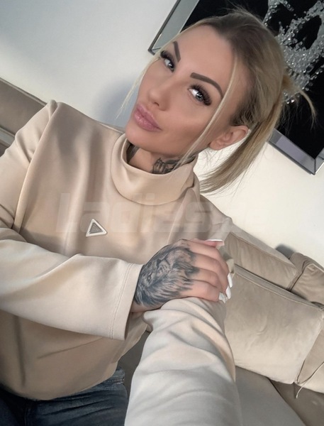 Foto von Deutsche Lucy nur Haus und Hotel Besuche .