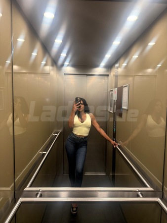 Alina Deutsch- Türkin Privat Besuchbar Haus&HotelBesuche, Frankfurt am Main-Gallusviertel
