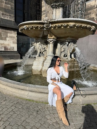 Alina Deutsch- Türkin Privat Besuchbar Haus&HotelBesuche, Frankfurt am Main-Gallusviertel