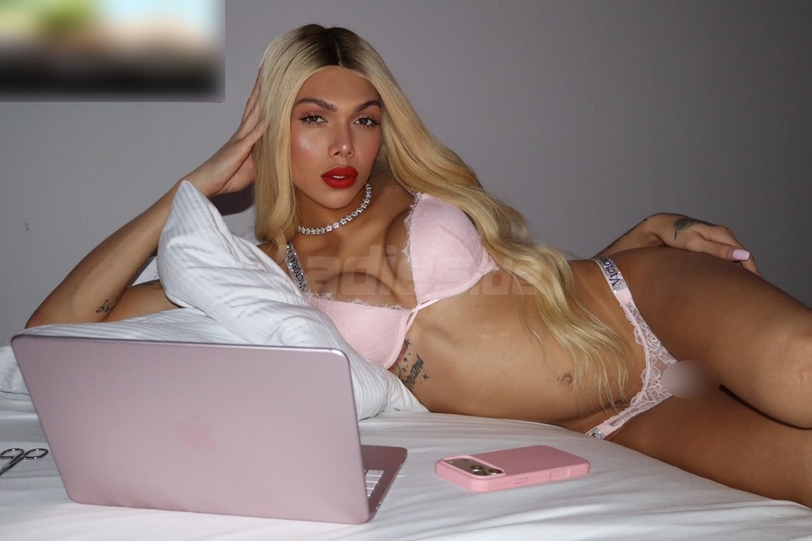 Foto von TS Sthefanny Tenório