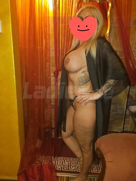 Foto von Sofi XXL BUSEN**Neu