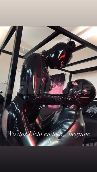 Foto von Domina Vicky
