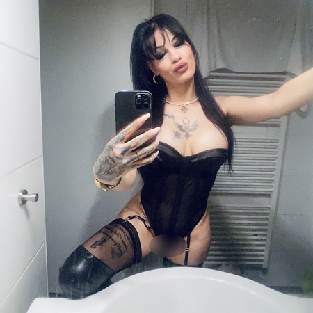 Hümeyra Ophelia - Pornostar, Duisburg