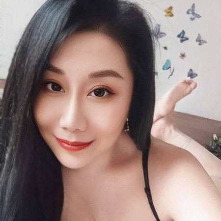 Asia Yangyang, Hamburg