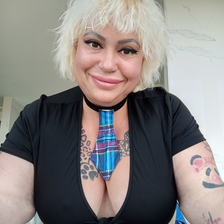 <img src="https://static.ladies-cdn.de/ladies/images/static-cdn/ladies-stars/img/ladies-stars-logo-icon.svg" class="starsContentIcon" />GANZ NEU Natalie - zart bis hart, Karlsruhe