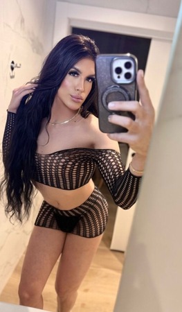 Laura, dominatrix latina, XL (21 cm), Gelsenkirchen