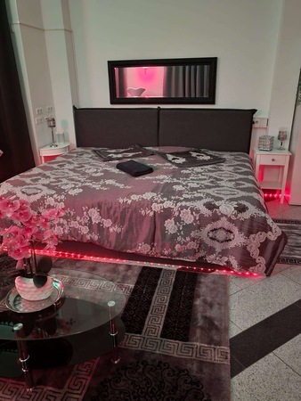 VIP 1 Appartement* Termine ab einer Stunde möglich!, Rosbach vor der Höhe
