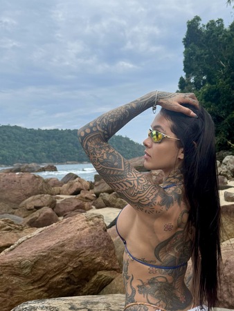 Rebecca, Neue Nummer, Frankfurt am Main