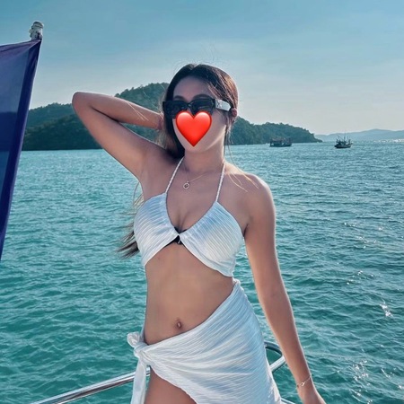 Asia Girl Linh 24J, Koblenz