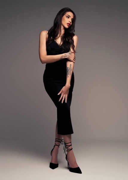 Laura – Munchen photo 3