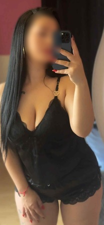 Julia - ZUm 1 Mal in Deutschland!, Emden