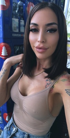NEU-NUR FÜR KURZE ZEIT Skinny Girl 18+ Gizem, Stuttgart