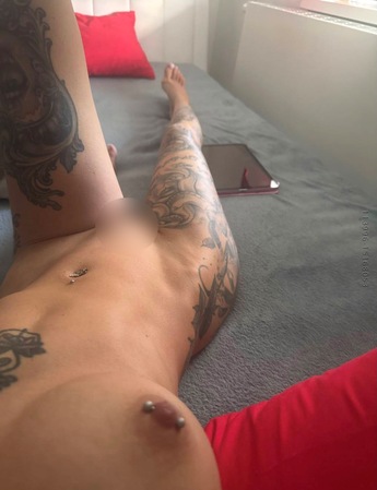 NEU-NUR FÜR KURZE ZEIT Skinny Girl 18+ Gizem, Stuttgart