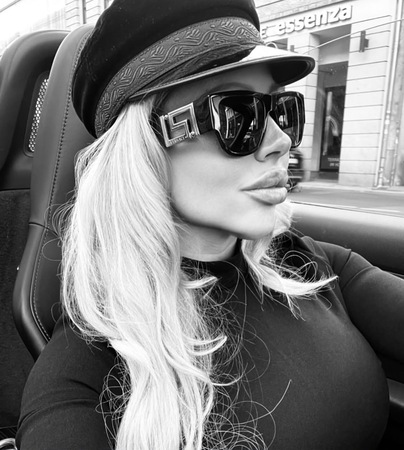 Baronesse Kate Verlängert bis 31.1., München