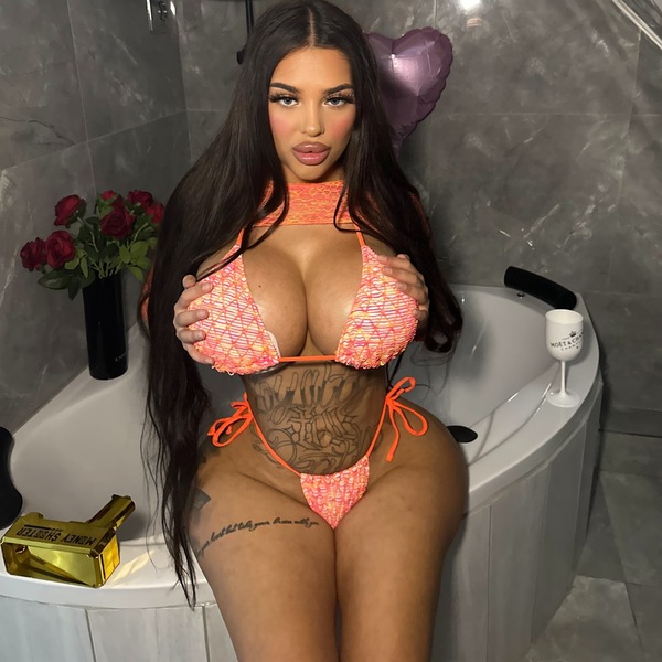 Foto von Mia, Bitte Text beachten!