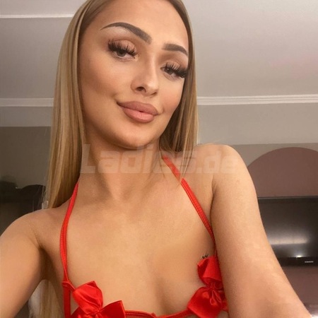 Hannah deutsches 19 jähriges Te*ny-Girl, München