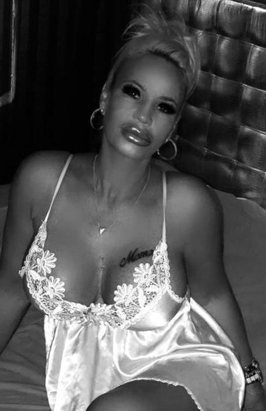 Foto von NEU! DEUTSCHE LAURA DEL SOLE - Nur diese Woche