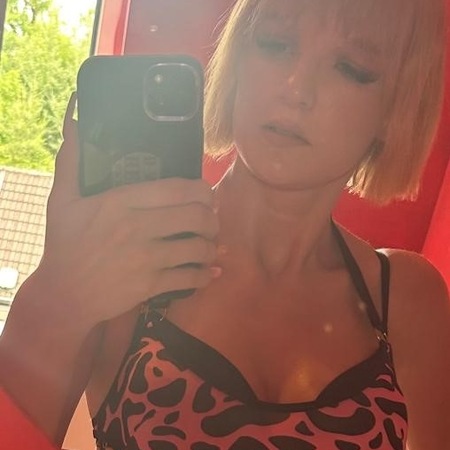 Vers**te Vanessa, Kamen