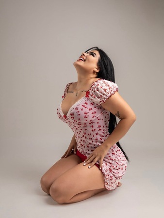 Laura Neu, Bielefeld