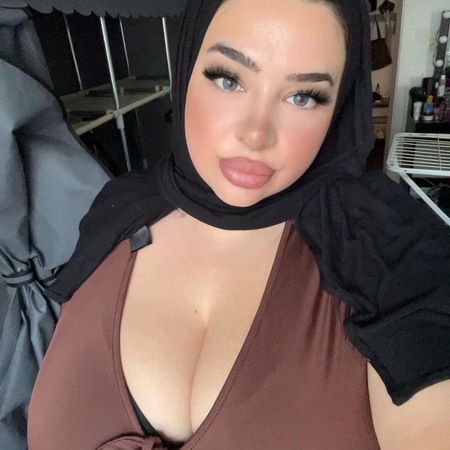 <img src="https://static.ladies-cdn.de/ladies/images/static-cdn/ladies-stars/img/ladies-stars-logo-icon.svg" class="starsContentIcon" />Türkisch Milf, Dortmund